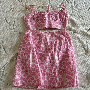 Sabo skirt pink flower matching set. Size small